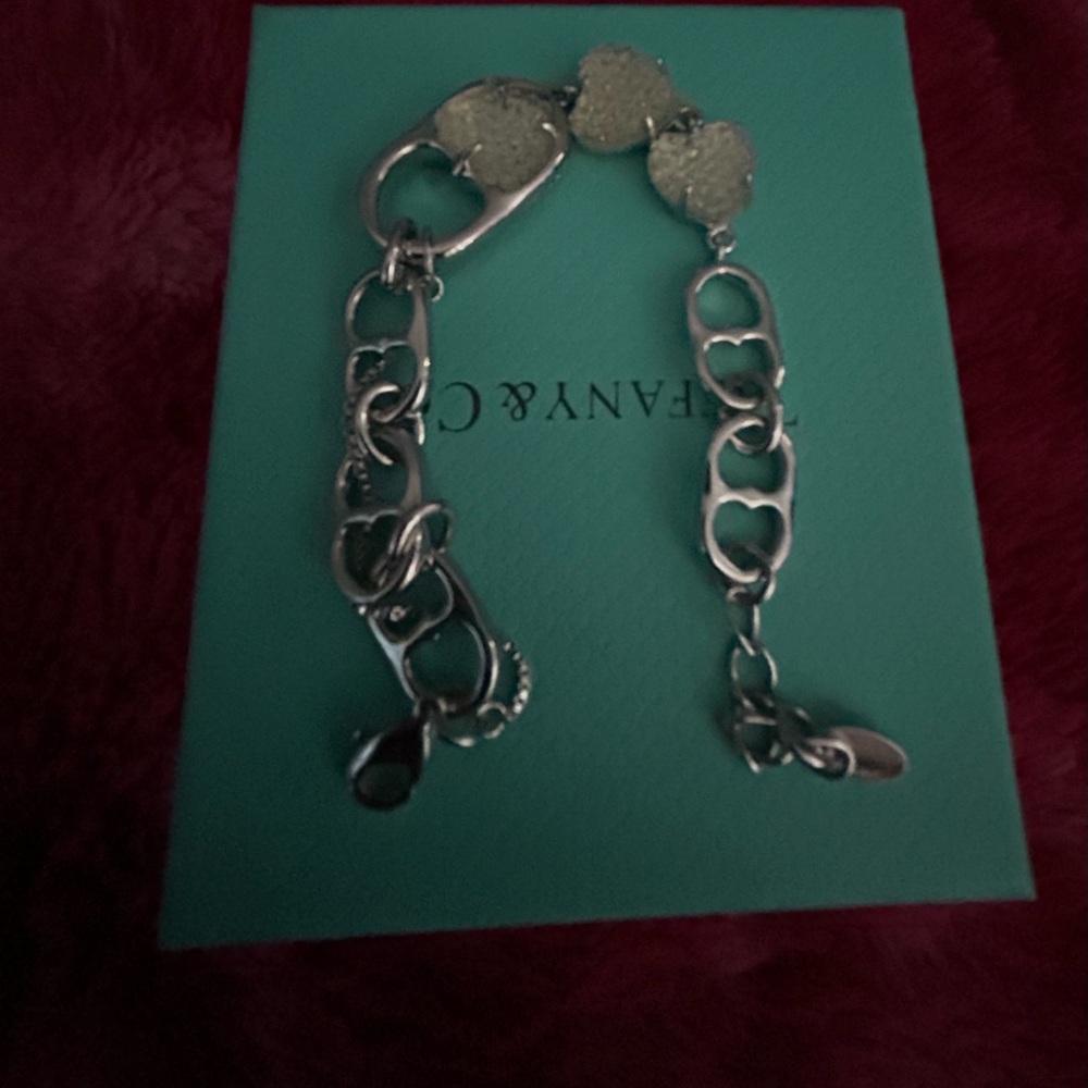 Absolutely gorgeous sterling silver heart bracelet